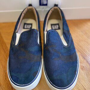 NWT, Boys Gap, Size 3, Navy Camo, Slip On Sneakers